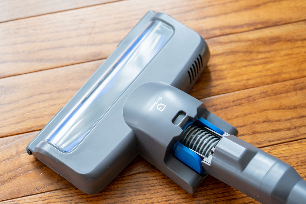 Greenote GSC50 Cordless Vacuum - Shown with Wide Roller Attachment