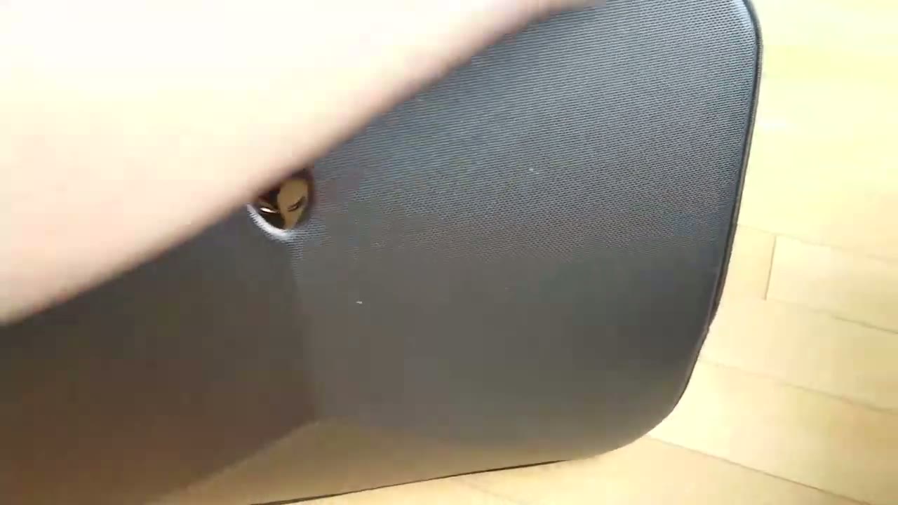 Screenshot — Bag Features & Interior