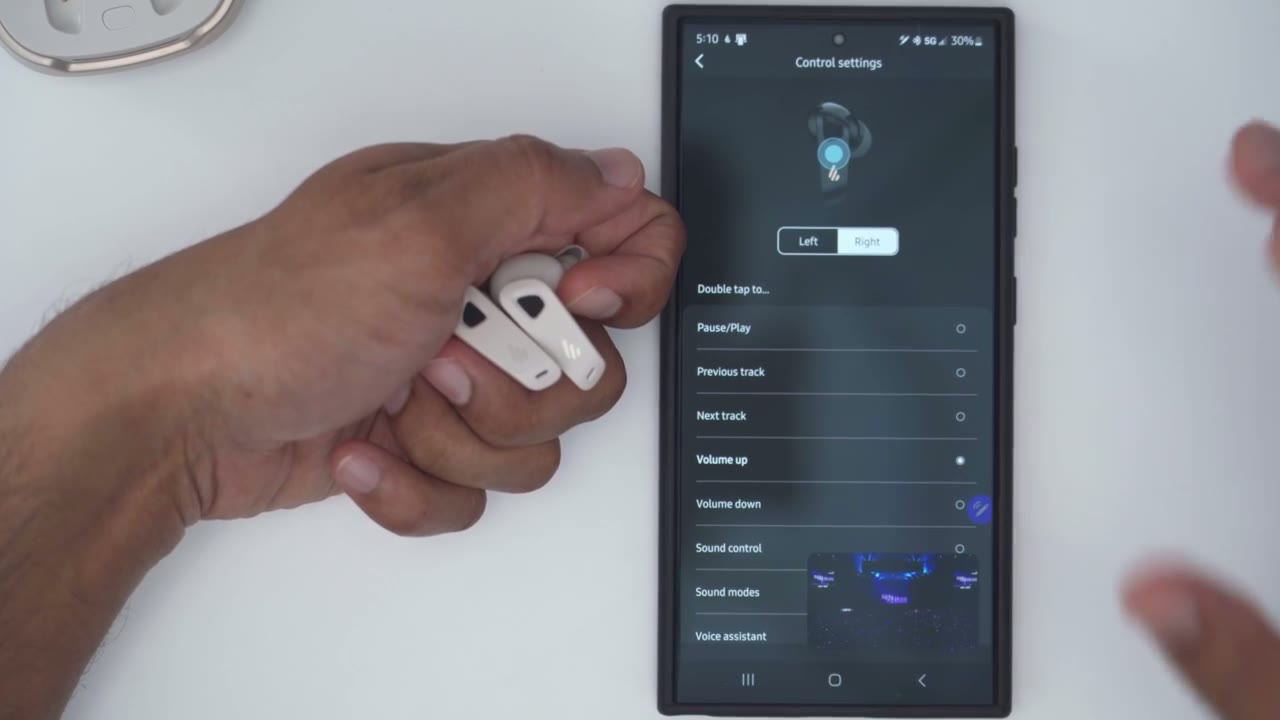 Screenshot — In-ear Detection