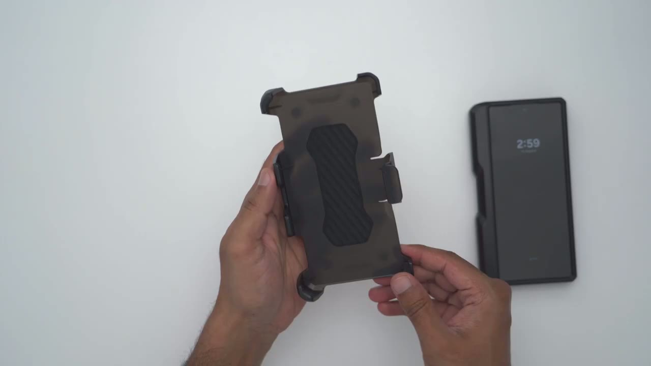 Screenshot — Holster