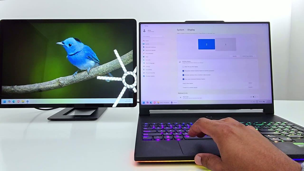 Screenshot — Display