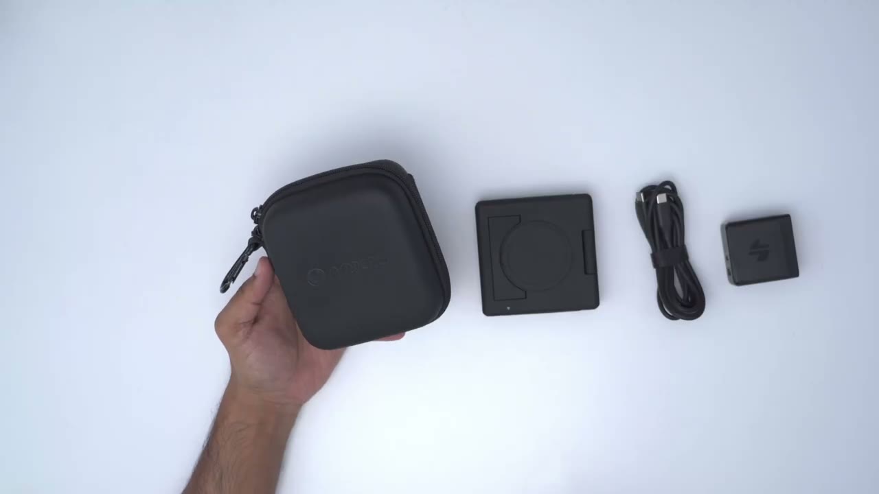 Screenshot — Travel Case