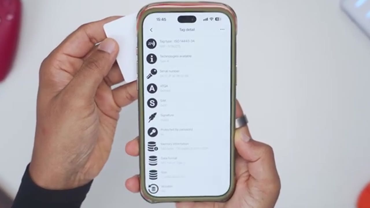 Screenshot — Q3 AIR Pro vs Q3 AIR Case?